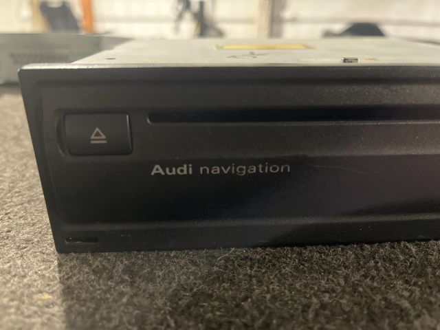 bontott AUDI A6 C6 Navigáció Elektronika