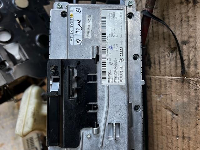 bontott AUDI A6 C6 Navigációs Fejegység