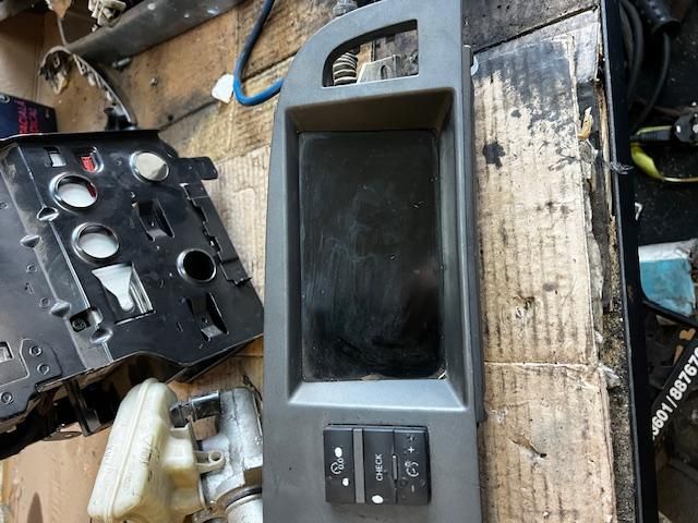 bontott AUDI A6 C6 Navigációs Fejegység