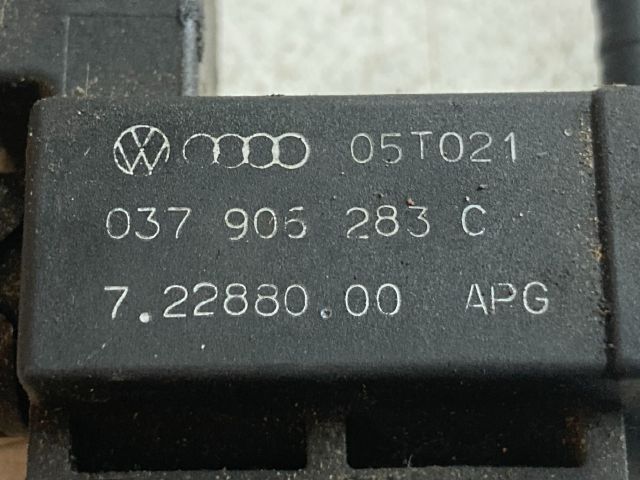 bontott AUDI A6 C6 Nyomásszabályzó Szelep