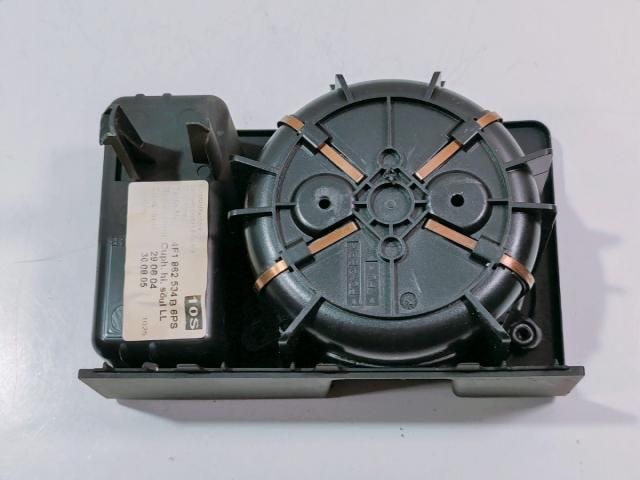 bontott AUDI A6 C6 Pohártartó