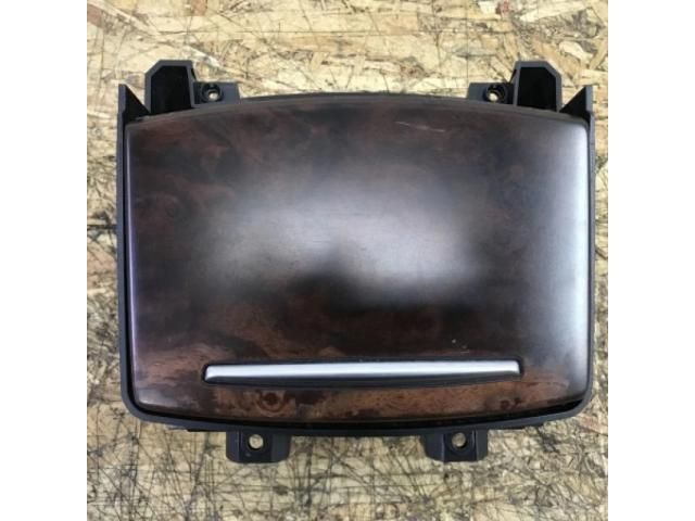 bontott AUDI A6 C6 Pohártartó