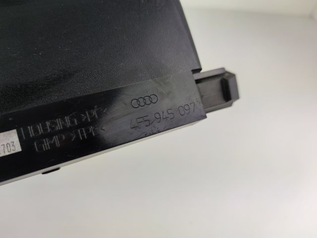 bontott AUDI A6 C6 Pótféklámpa