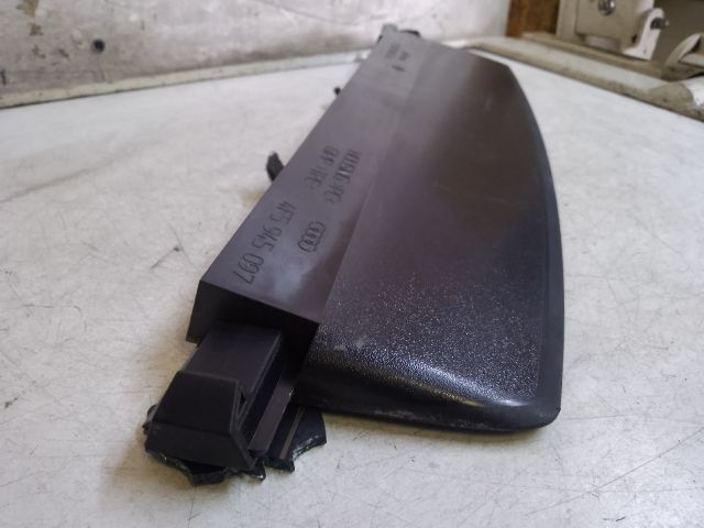 bontott AUDI A6 C6 Pótféklámpa