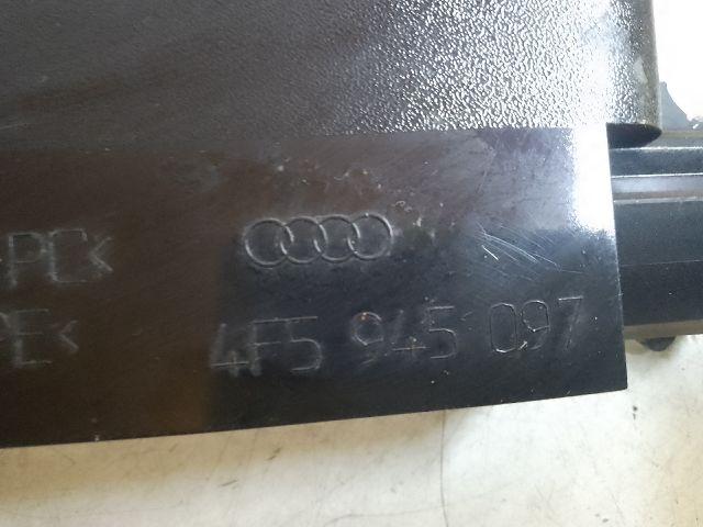 bontott AUDI A6 C6 Pótféklámpa