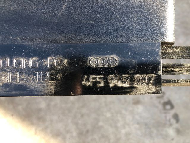 bontott AUDI A6 C6 Pótféklámpa