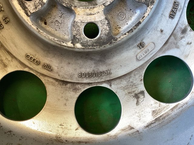 bontott AUDI A6 C6 Pótkerék