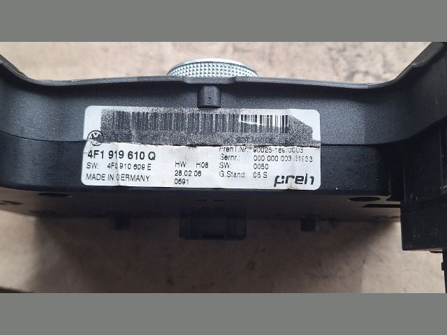 bontott AUDI A6 C6 Rádió / CD Kapcsoló