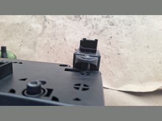 bontott AUDI A6 C6 Rádió / CD Kapcsoló