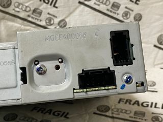 bontott AUDI A6 C6 Rádió / CD