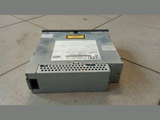 bontott AUDI A6 C6 Rádió / CD