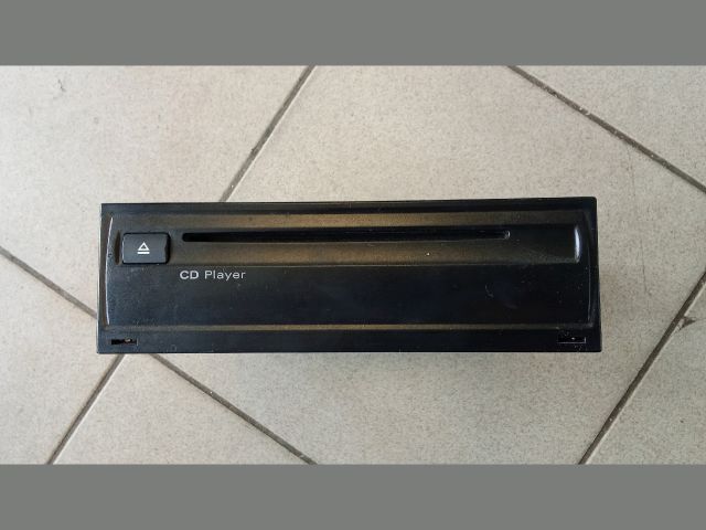 bontott AUDI A6 C6 Rádió / CD