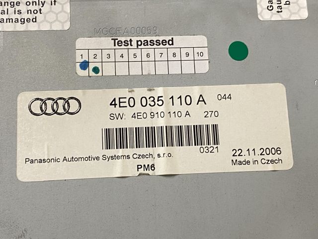 bontott AUDI A6 C6 Rádió / CD