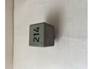 bontott AUDI A6 C6 Relé