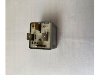 bontott AUDI A6 C6 Relé