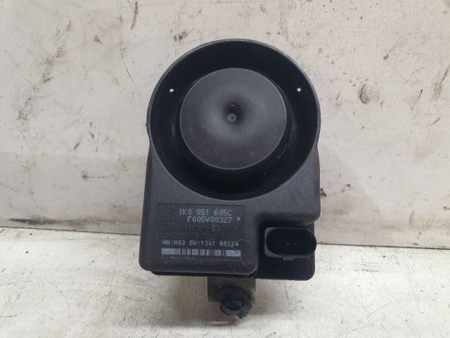 bontott AUDI A6 C6 Riasztó Hangszóró