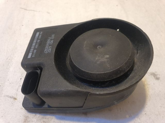 bontott AUDI A6 C6 Riasztó Hangszóró