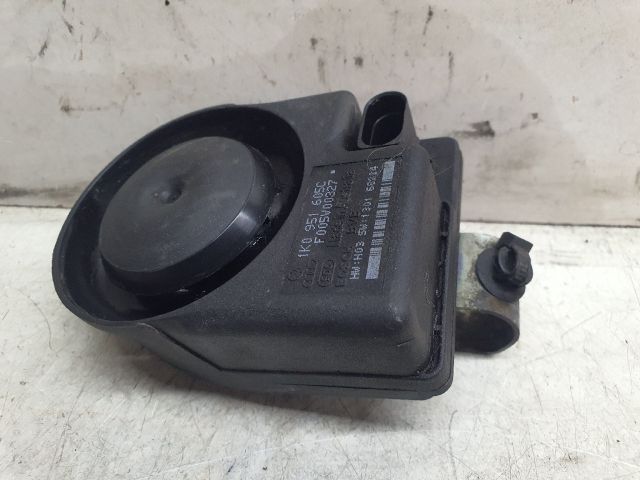 bontott AUDI A6 C6 Riasztó Hangszóró