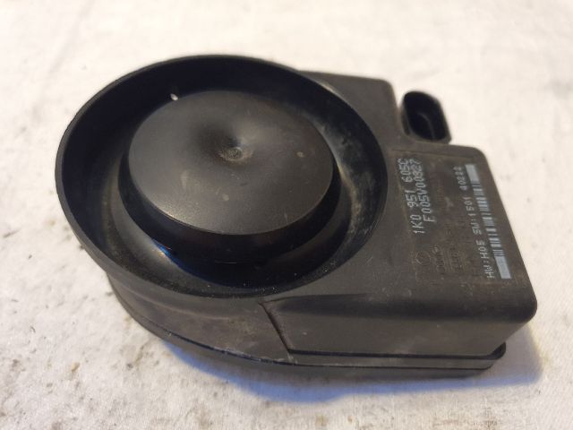 bontott AUDI A6 C6 Riasztó Hangszóró