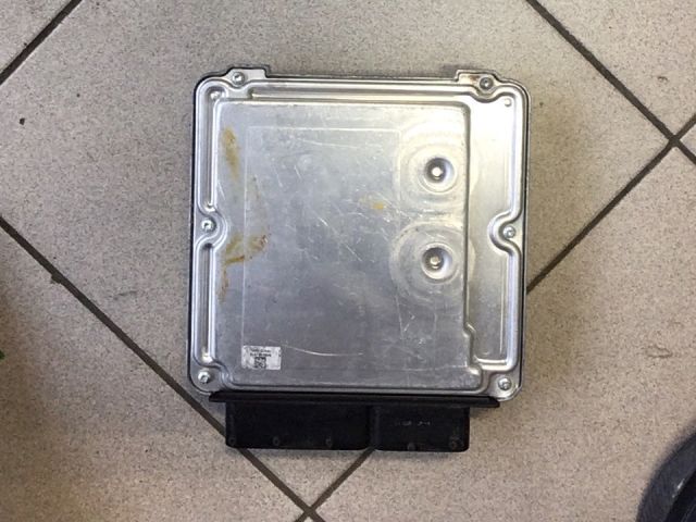 bontott AUDI A6 C6 Motorvezérlő