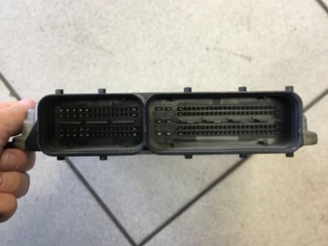 bontott AUDI A6 C6 Motorvezérlő