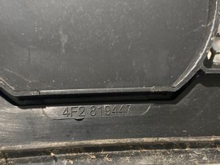 bontott AUDI A6 C6 Szélvédő Alatti Műanyag Elem