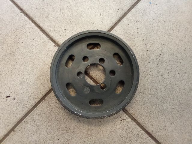 bontott AUDI A6 C6 Szervó Szivattyú Szíjtárcsa