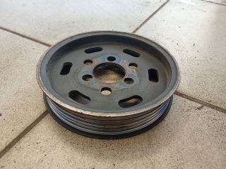 bontott AUDI A6 C6 Szervó Szivattyú Szíjtárcsa