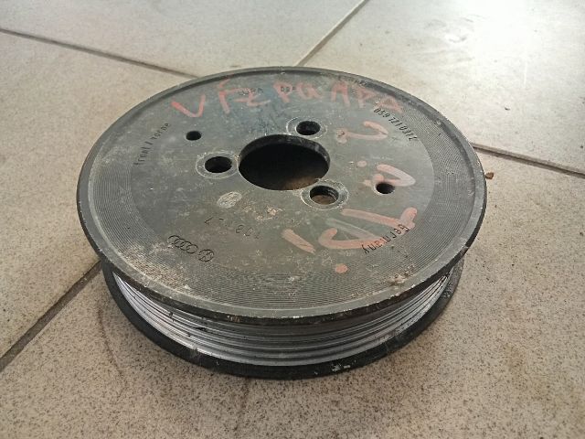 bontott AUDI A6 C6 Szervó Szivattyú Szíjtárcsa