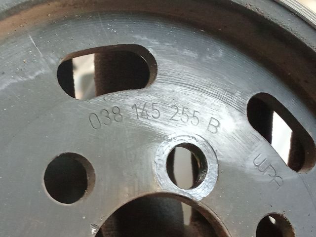 bontott AUDI A6 C6 Szervó Szivattyú Szíjtárcsa