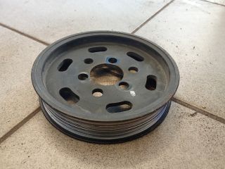 bontott AUDI A6 C6 Szervó Szivattyú Szíjtárcsa