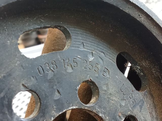 bontott AUDI A6 C6 Szervó Szivattyú Szíjtárcsa