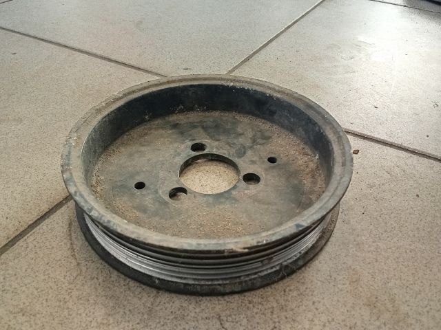 bontott AUDI A6 C6 Szervó Szivattyú Szíjtárcsa