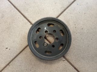 bontott AUDI A6 C6 Szervó Szivattyú Szíjtárcsa