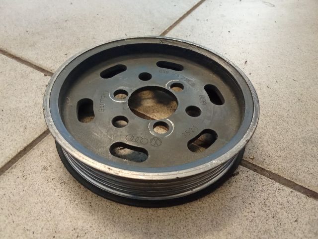 bontott AUDI A6 C6 Szervó Szivattyú Szíjtárcsa