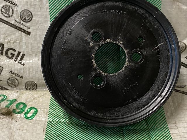 bontott AUDI A6 C6 Szervó Szivattyú Szíjtárcsa