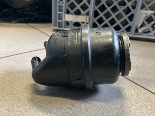 bontott AUDI A6 C6 Szervóolaj Tartály