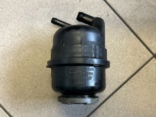 bontott AUDI A6 C6 Szervóolaj Tartály