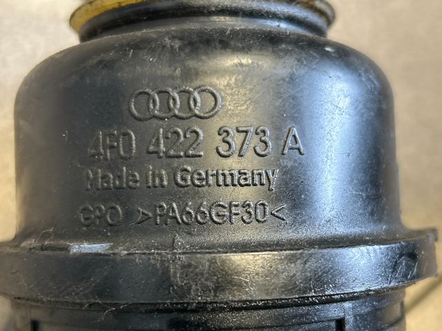 bontott AUDI A6 C6 Szervóolaj Tartály