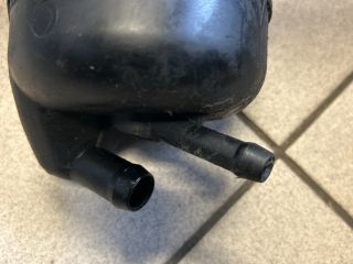 bontott AUDI A6 C6 Szervóolaj Tartály