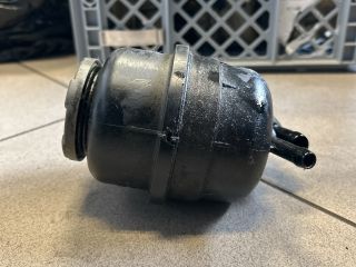 bontott AUDI A6 C6 Szervóolaj Tartály