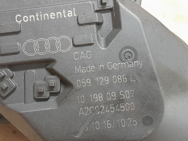 bontott AUDI A6 C6 Szívósor Elektronika