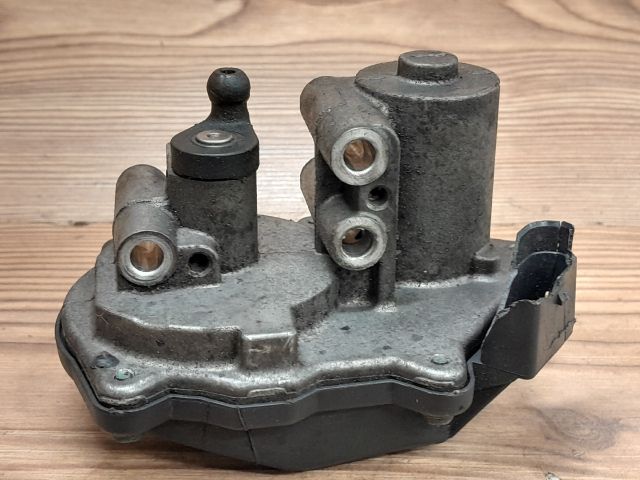 bontott AUDI A6 C6 Szívósor Elektronika