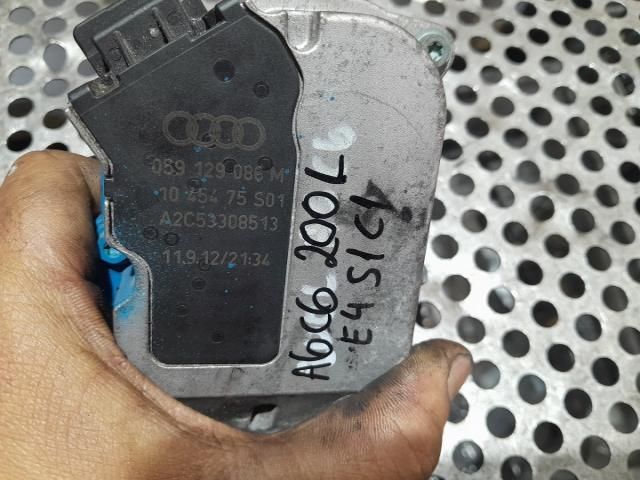 bontott AUDI A6 C6 Szívósor Elektronika