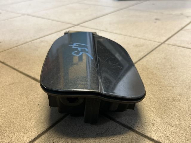 bontott AUDI A6 C6 Tankajtó