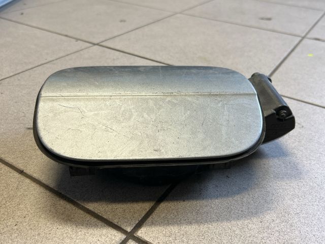 bontott AUDI A6 C6 Tankajtó