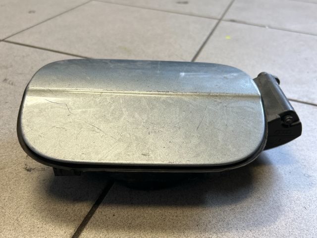 bontott AUDI A6 C6 Tankajtó