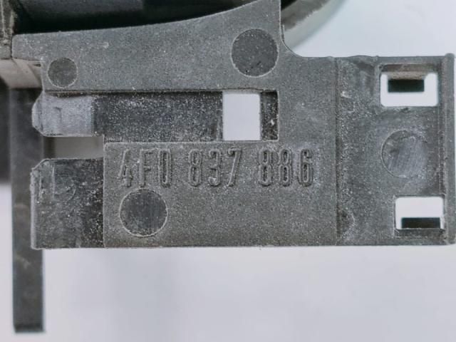 bontott AUDI A6 C6 Tartó Bak