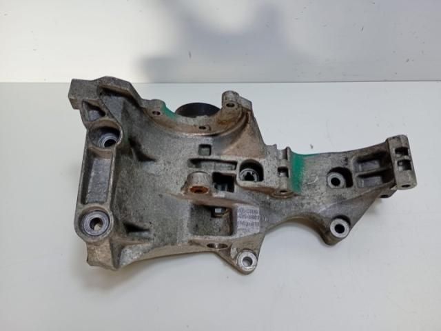 bontott AUDI A6 C6 Tartó Bak