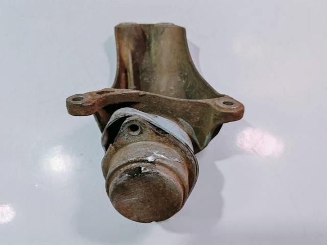 bontott AUDI A6 C6 Tartó Bak